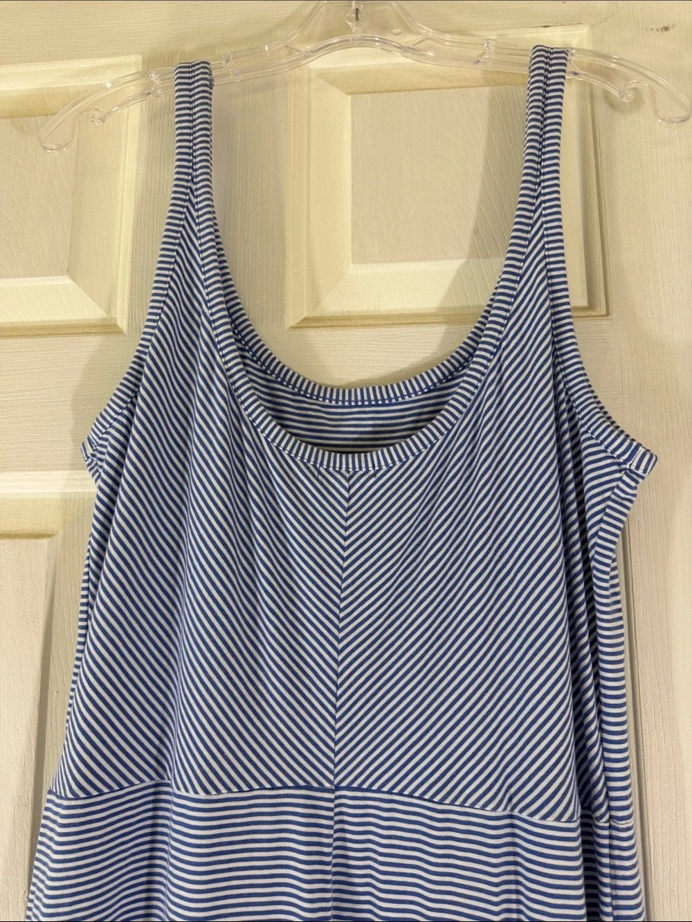 725 10/$50🏄🏻‍♀️ Gap Maxi Striped Blue Sundress with Side Slit